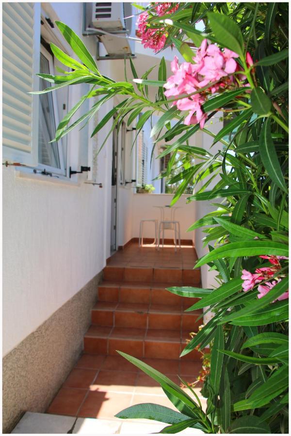 Studio Apartman Elena Primosten Luaran gambar