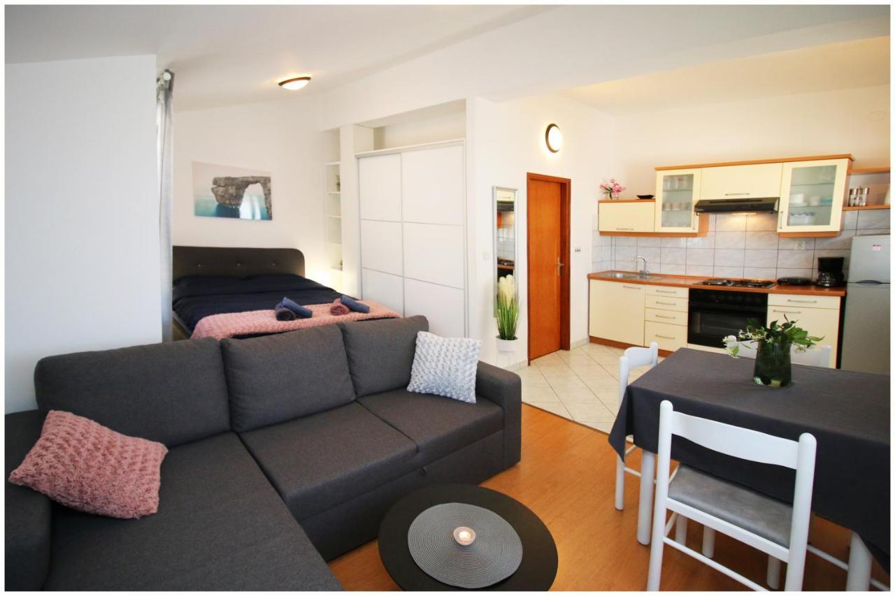 Studio Apartman Elena Primosten Luaran gambar